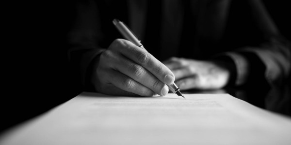 Reagrupación Familiar / Procedimientos Matrimoniales Gràcia · Revisión y Preparación de Documentación