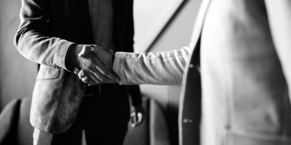 Reagrupación Familiar / Procedimientos Matrimoniales Gràcia · Asistencia para Familiares de Residentes Legales en España